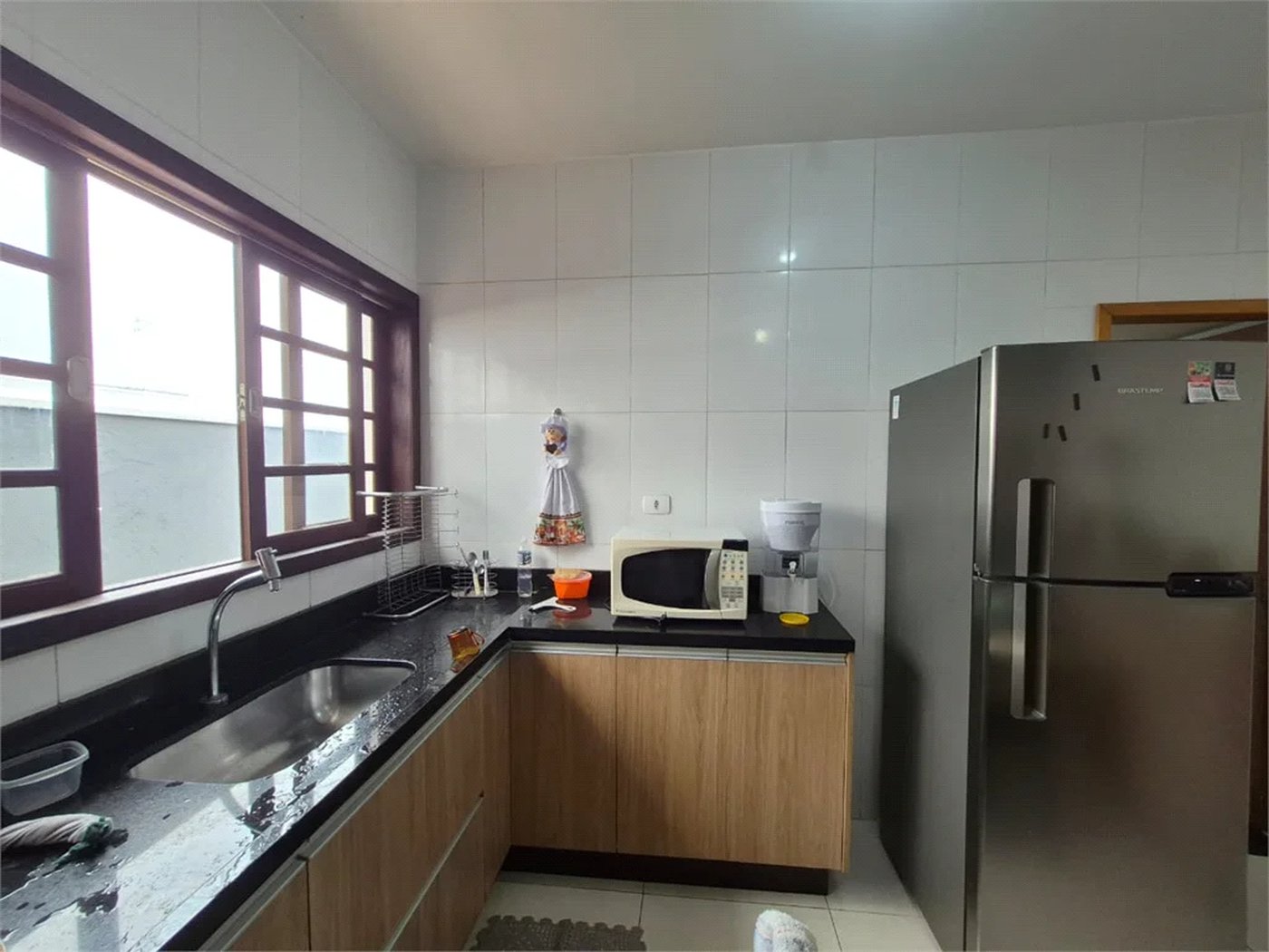 Casa à venda com 4 quartos, sendo 1 suíte,  no condomínio Residencial Alto da Lapa II, São Paulo - SP
