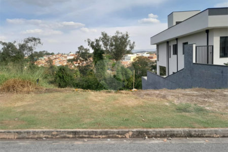 Terreno à venda em Residencial Jatobás, Louveira, SP