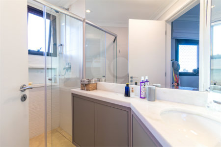 Apartamento à venda com 4 suítes em Panamby, São Paulo, SP