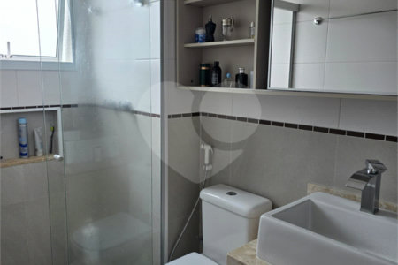 Apartamento à venda com 2 quartos, sendo 1 suíte,  em Loteamento Mogilar, Mogi das Cruzes, SP