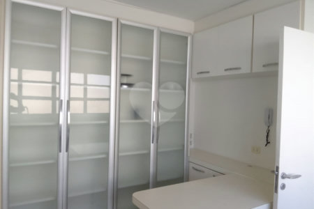 Apartamento à venda com 3 quartos, sendo 1 suíte, em Jardim Paulista, São Paulo, SP