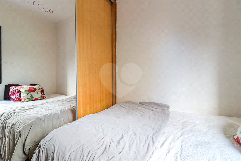 Apartamento à venda com 3 quartos, sendo 1 suíte,  em Vila Ipojuca, São Paulo, SP