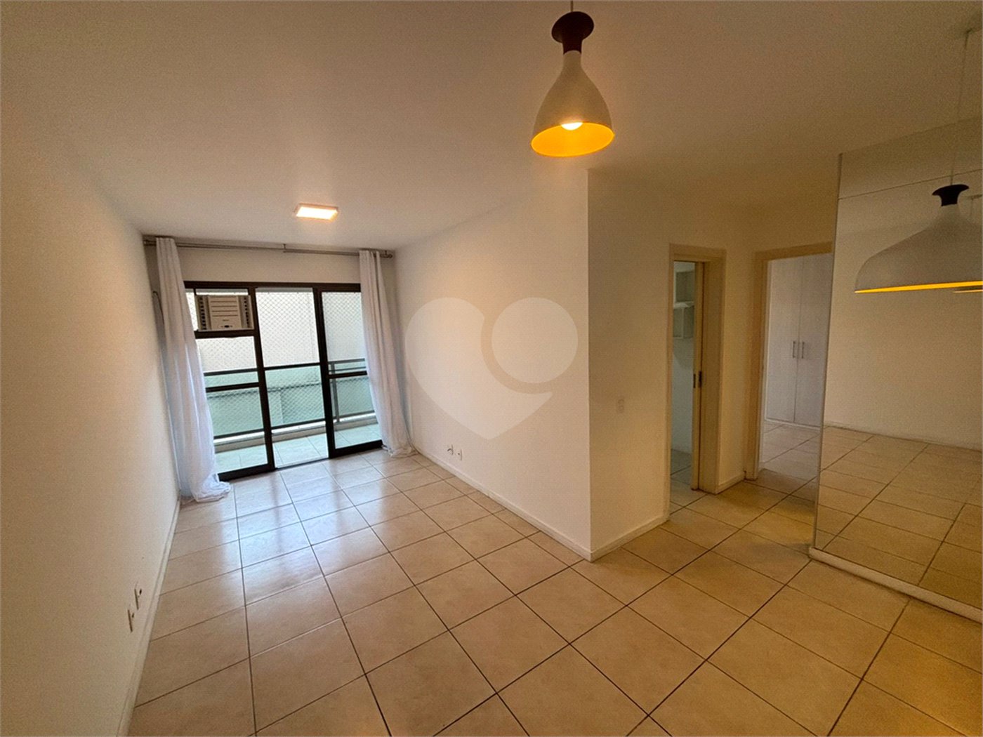 Apartamento à venda com 2 quartos, sendo 1 suíte, em Vila Isabel, Rio de Janeiro, RJ