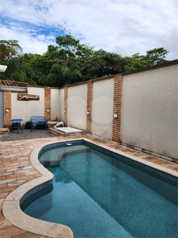Casa à venda com 4 suítes no condomínio Pedra Grande, Atibaia - SP
