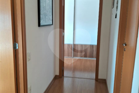 Apartamento à venda com 2 quartos, sendo 1 suíte,  no Centro, Mogi das Cruzes, SP