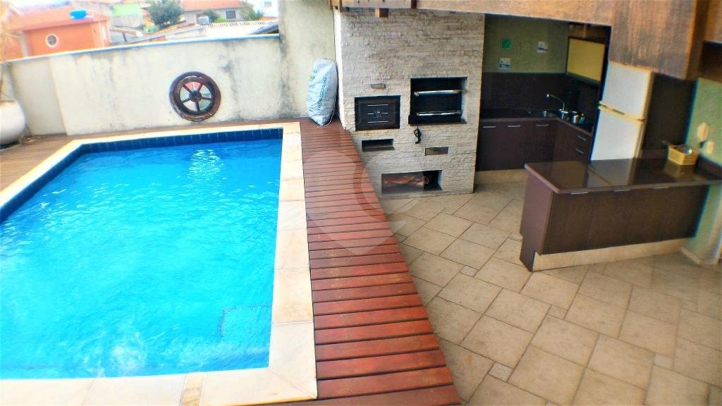 Casa à venda com 5 suítes no condomínio Travessa Tenente Ariston de Oliveira,4, São Paulo - SP