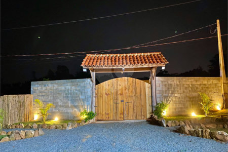 Sítio à venda com 3 suítes em Vila Darcy Penteado (mailasqui), São Roque, SP