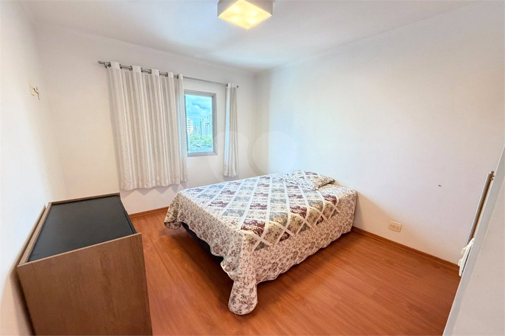 Apartamento à venda com 3 quartos, sendo 1 suíte, em Vila Paulista, São Paulo, SP