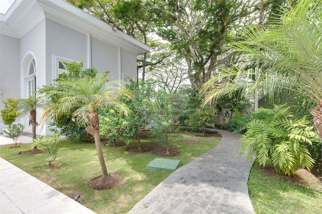 Casa à venda com 4 suítes em Brooklin, São Paulo, SP