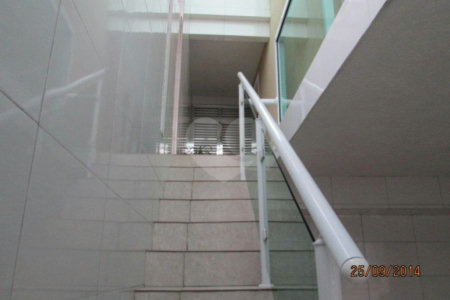 Sobrado à venda com 3 quartos, sendo 1 suíte,  em Vila Medeiros, São Paulo, SP