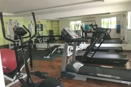 Casa à venda com 3 quartos, sendo 2 suítes, no condomínio Vila Borghese, São Paulo - SP