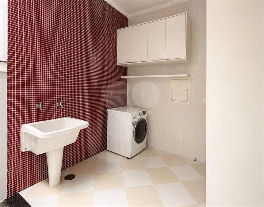 Casa à venda com 4 suítes no condomínio Tivoli, Sorocaba - SP