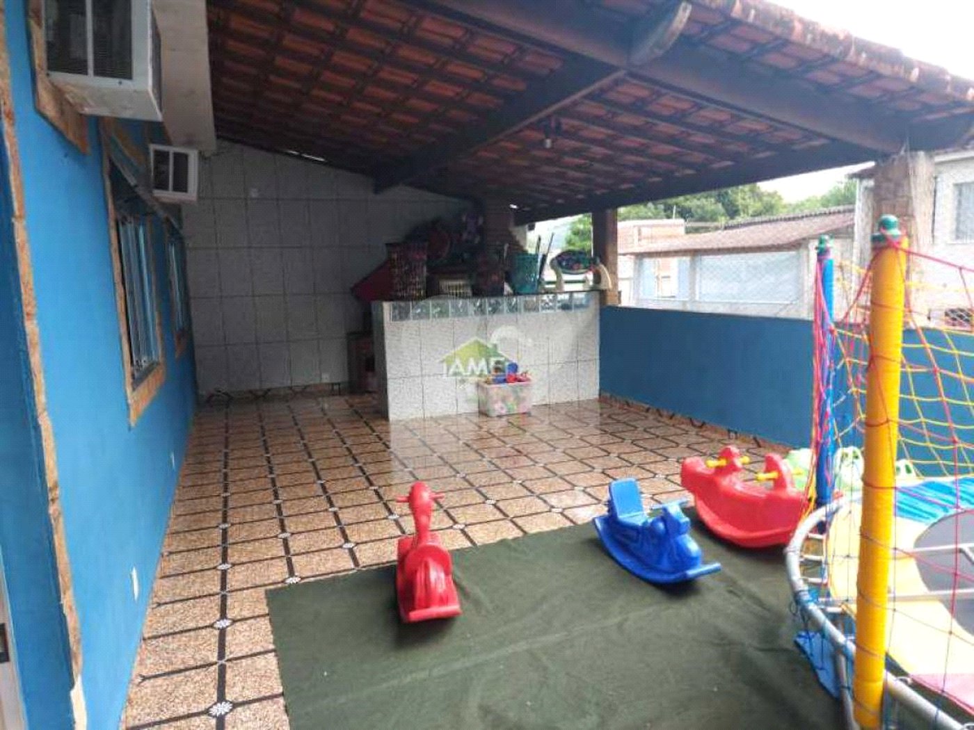 Casa à venda com 5 quartos em Santíssimo, Rio de Janeiro, RJ