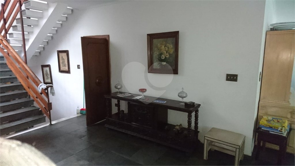 Sobrado à venda com 5 quartos, sendo 2 suítes, em Tremembé, São Paulo, SP