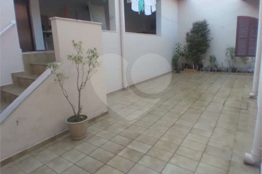 Sobrado à venda com 4 quartos, sendo 2 suítes, em Tremembé, São Paulo, SP