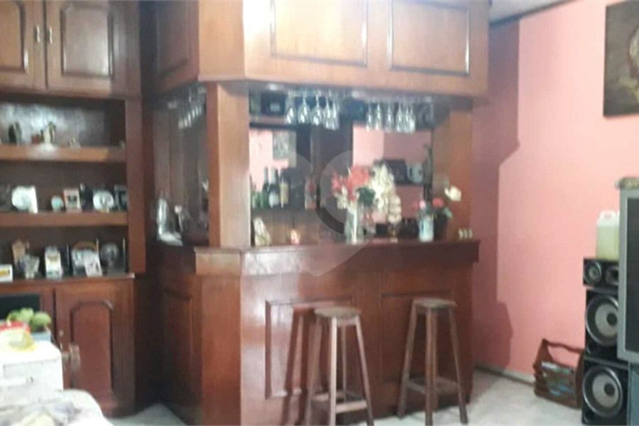 Casa à venda com 4 quartos, sendo 2 suítes, no condomínio Gleba II, Mairiporã - SP