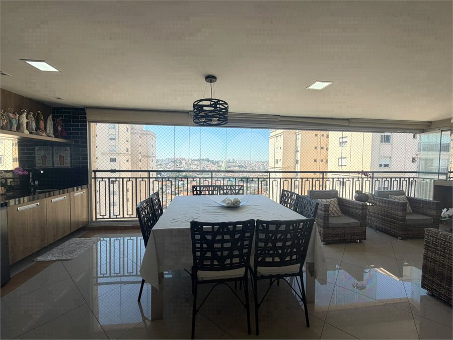 Apartamento à venda com 3 suítes em Jardim Marajoara, São Paulo, SP