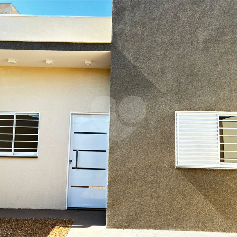 Casa à venda com 2 quartos em Ipê, Três Lagoas, MS