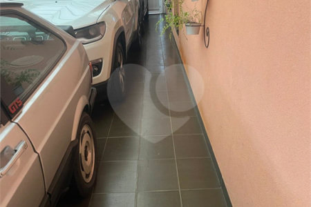 Sobrado à venda com 4 quartos, sendo 1 suíte,  em Jardim Leonor Mendes de Barros, São Paulo, SP