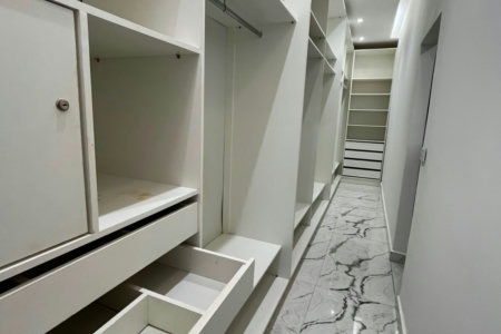 Casa à venda ou para alugar com 3 quartos, sendo 1 suíte,  em Jardim dos Ipes, Três Lagoas, MS