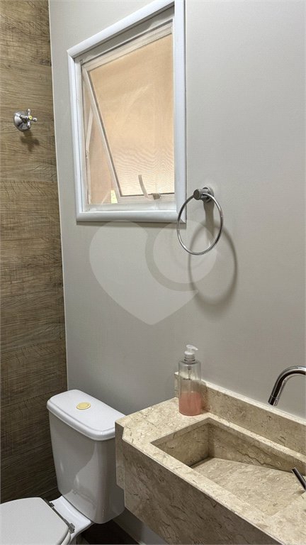 Casa à venda com 3 suítes no condomínio Residencial Delle Stelle, Louveira - SP