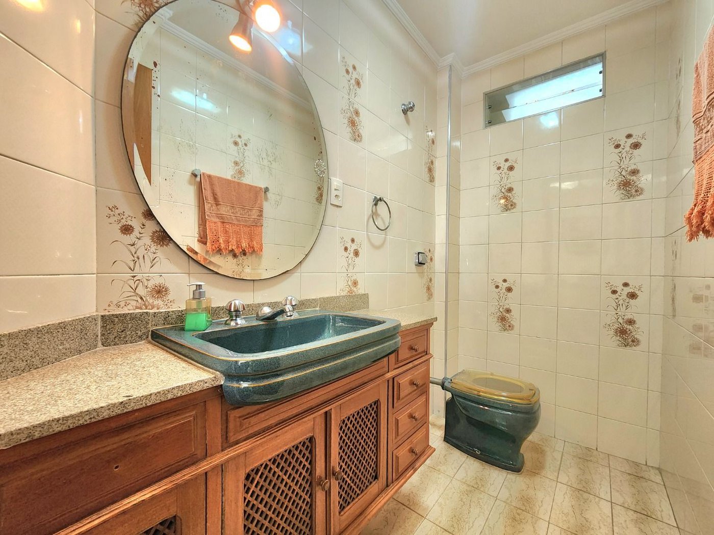 Apartamento com 4 dormitórios à venda, 184 m² por R$ 949.000,00 - Gonzaga - Santos/SP