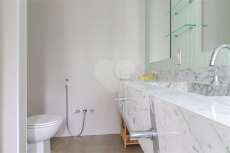 Apartamento à venda com 4 quartos, sendo 2 suítes, em Jardim Paulista, São Paulo, SP