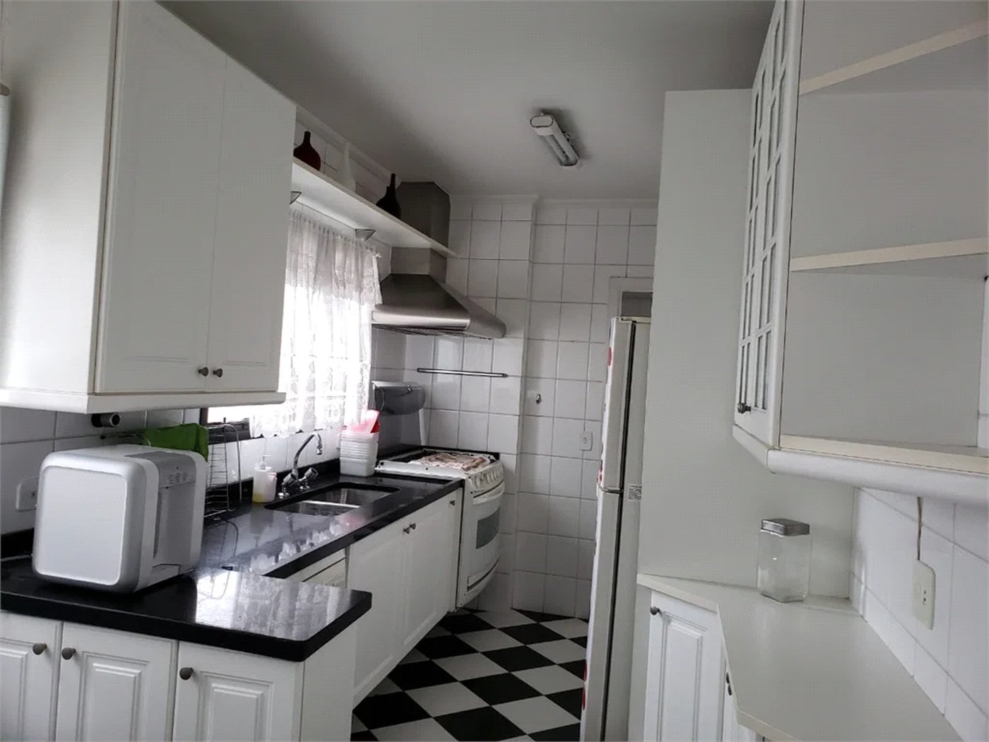 Apartamento à venda com 4 quartos, sendo 2 suítes,  em Vila Andrade, São Paulo, SP