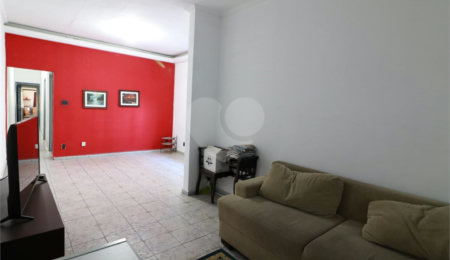 Casa à venda com 3 quartos, sendo 1 suíte, em Planalto Paulista, São Paulo, SP