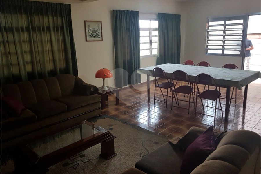 Casa Térrea à venda com 3 quartos, sendo 1 suíte, em Vila Constança, São Paulo, SP