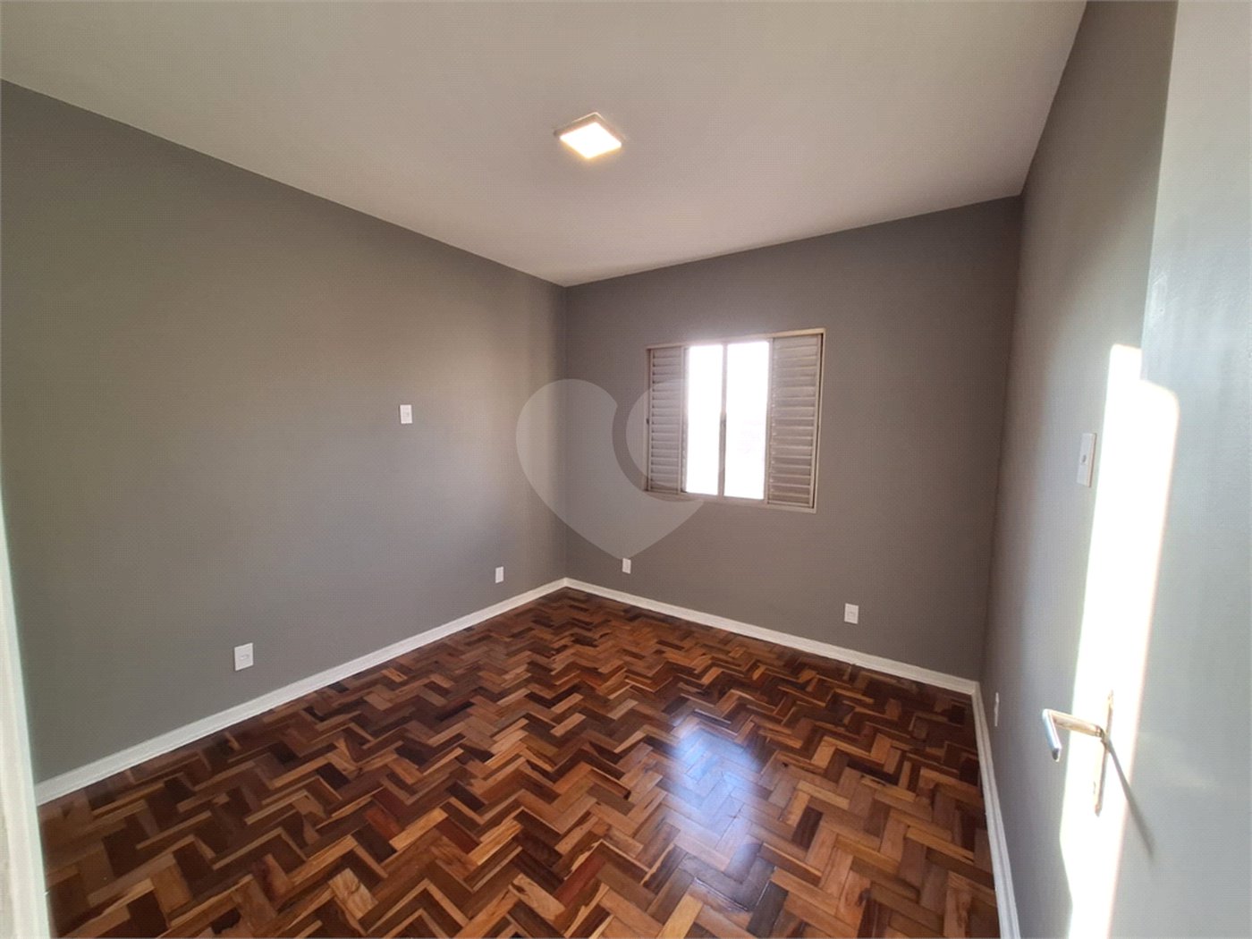 Sobrado à venda com 2 quartos em Parada Inglesa, São Paulo, SP