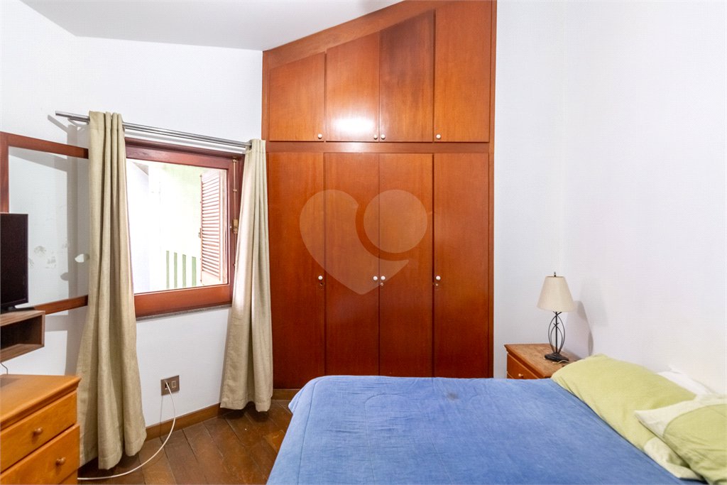 Casa à venda com 4 quartos, sendo 2 suítes, em Brooklin Paulista, São Paulo, SP