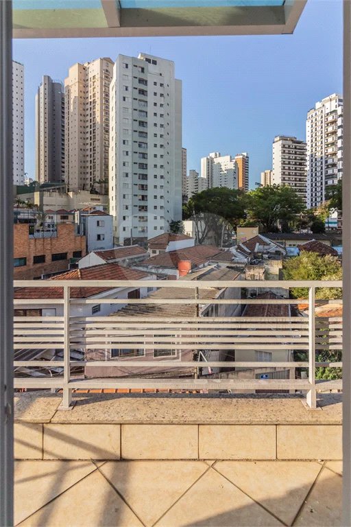 Sobrado à venda com 4 suítes em Santana, São Paulo, SP