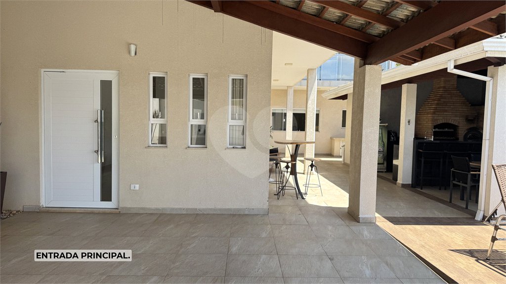 Casa à venda com 3 quartos, sendo 1 suíte, em Vila Rica, Atibaia, SP
