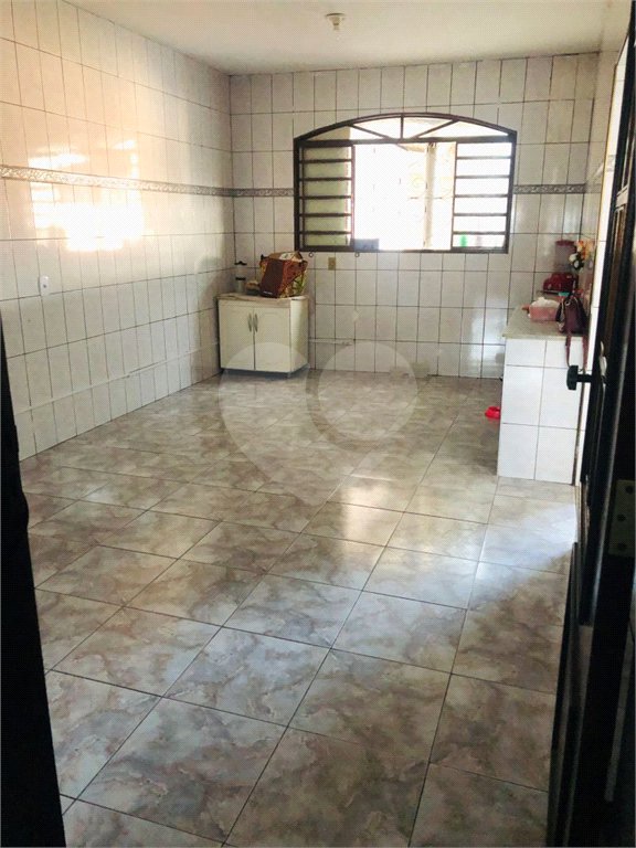 Casa à venda com 4 quartos, sendo 2 suítes,  em Vila Paulista, Mogi das Cruzes, SP