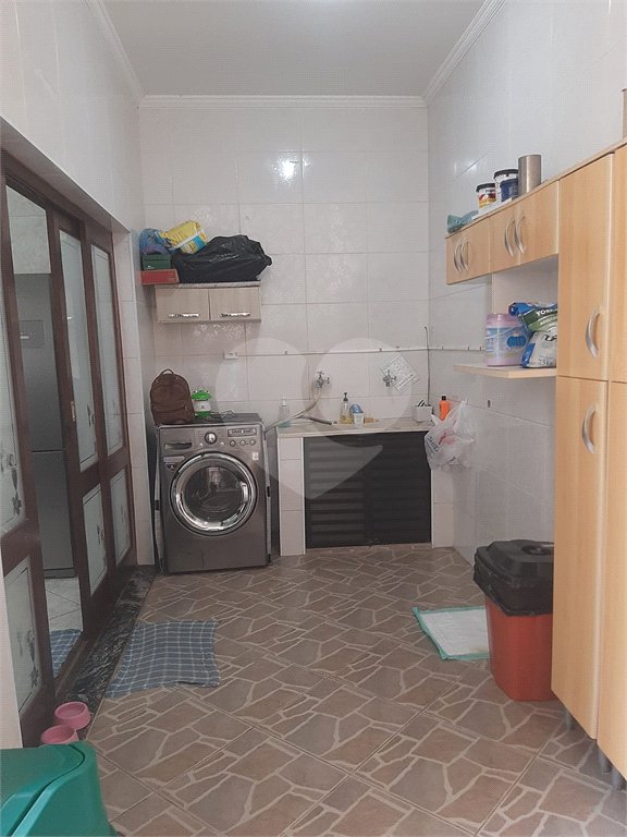 Casa à venda com 3 quartos, sendo 1 suíte,  em Residencial Colinas, Mogi das Cruzes, SP
