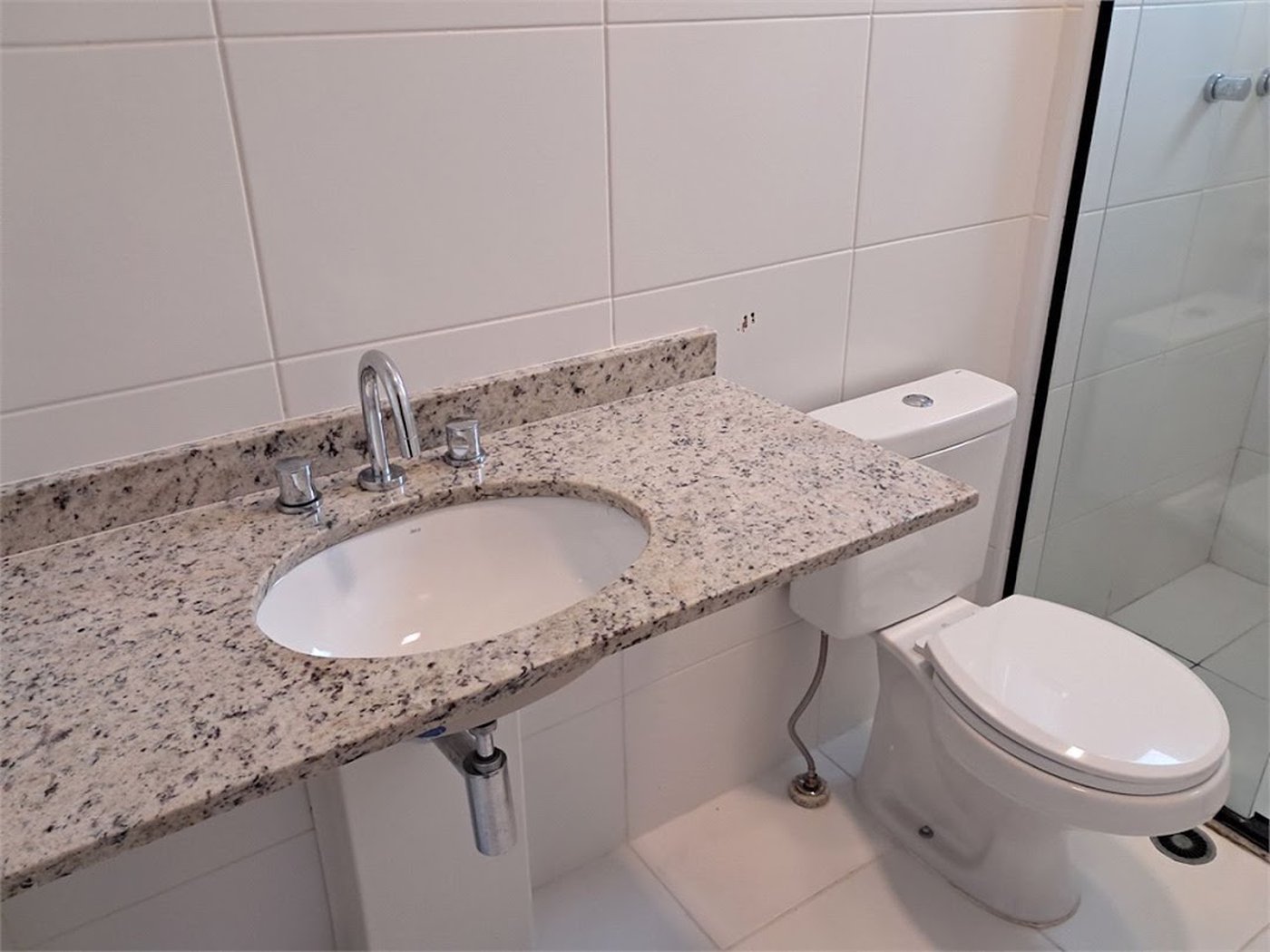 Apartamento Residencial à venda, Gonzaga, Santos - AP0822.
