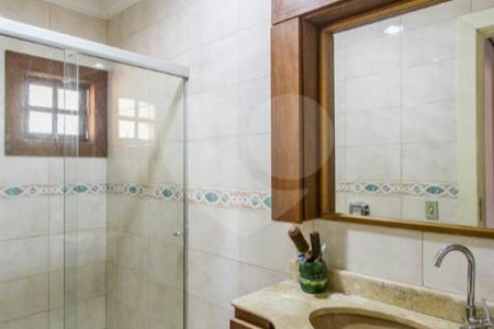 Sobrado à venda com 4 quartos, sendo 3 suítes, em Brooklin, São Paulo, SP