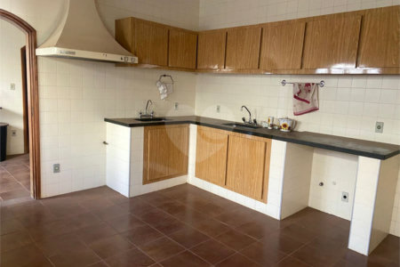 Casa à venda com 4 suítes em Vila Harmonia, Araraquara, SP