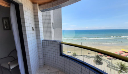 Apartamento à venda com 2 quartos, sendo 1 suíte,  em Vera Cruz, Mongaguá, SP