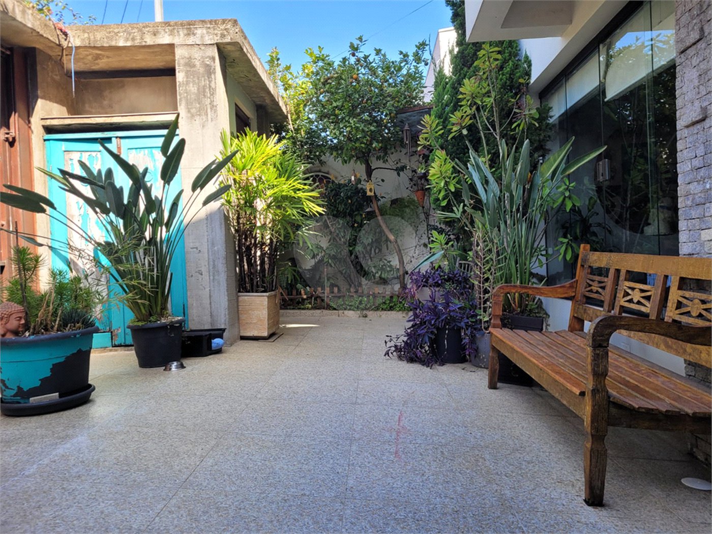 Casa à venda com 3 quartos, sendo 2 suítes, em Vila Mariana, São Paulo, SP