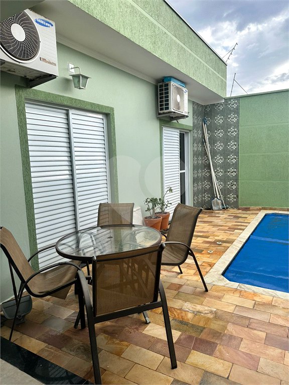 Casa à venda com 3 suítes em Jardim Regina, Indaiatuba, SP