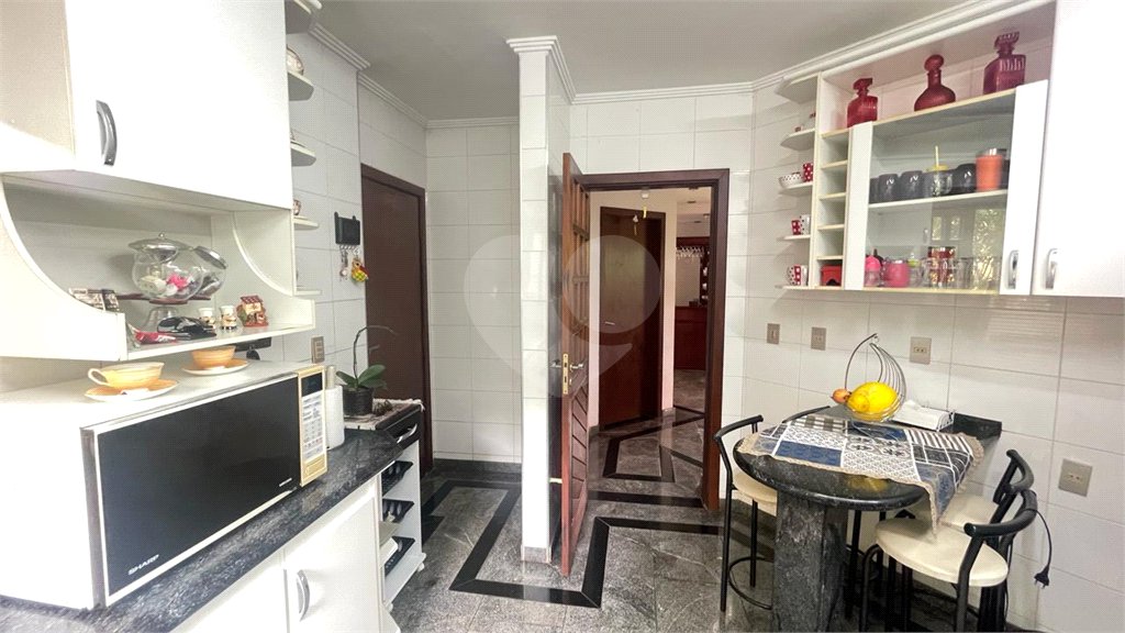 Casa à venda com 4 suítes no condomínio Vivendas do Lago, Sorocaba - SP