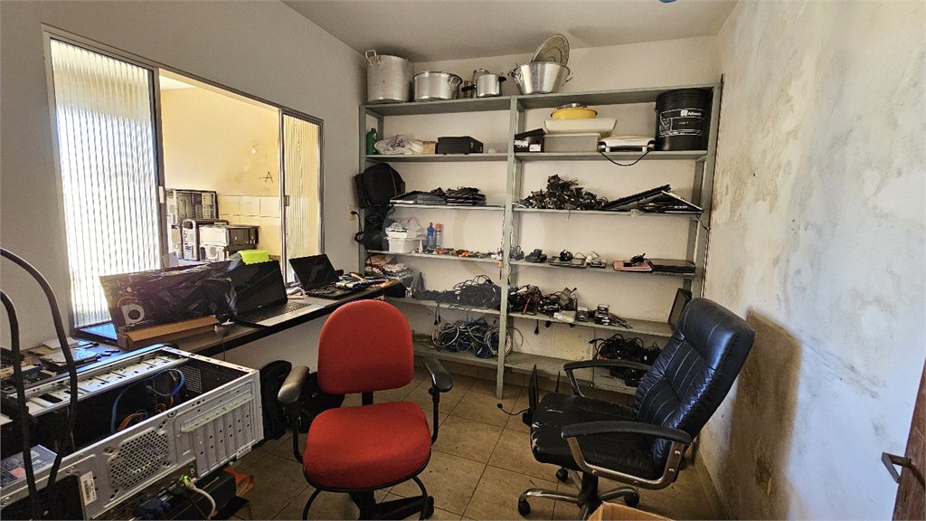 Casa à venda com 2 quartos, sendo 1 suíte, em Jaguaribe, Osasco, SP