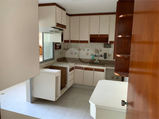 Apartamento à venda com 3 quartos, sendo 1 suíte,  em Santana, São Paulo, SP