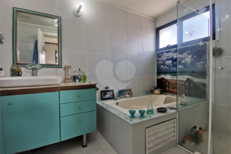 Apartamento à venda com 3 quartos, sendo 1 suíte, em Vila Andrade, São Paulo, SP