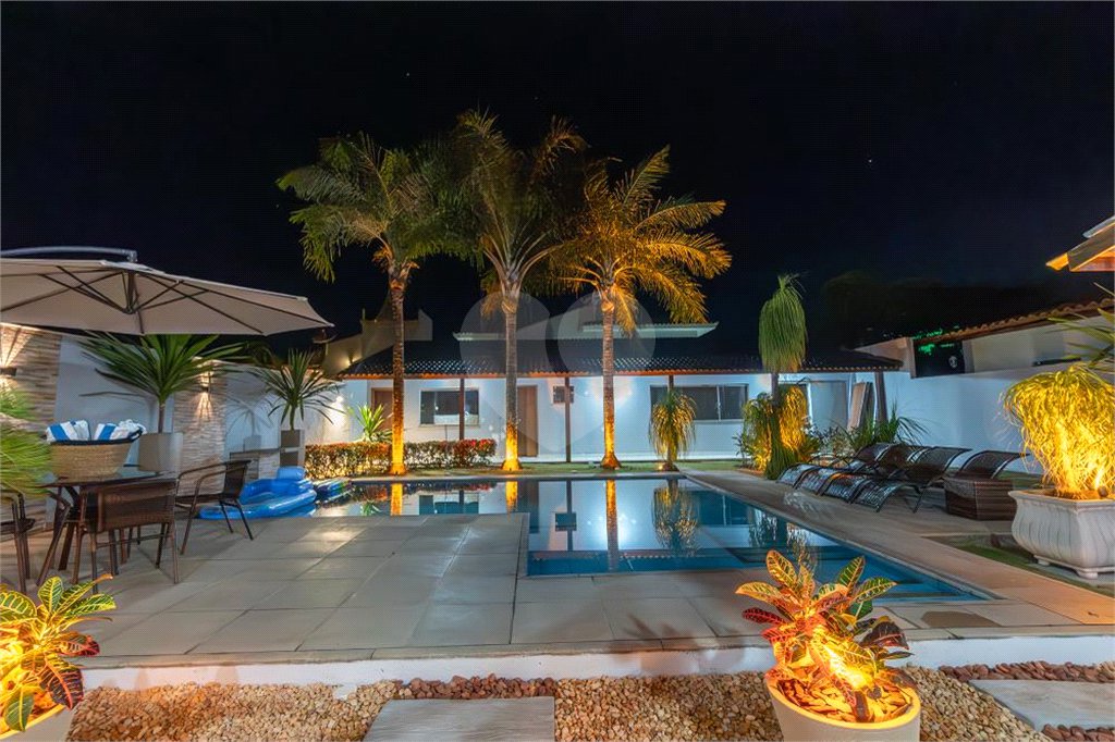 Casa à venda com 6 quartos, sendo 2 suítes, em Outerio da Glória, Porto Seguro, BA