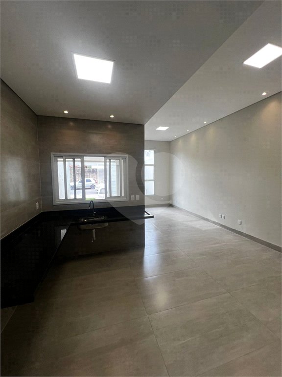 Casa Térrea à venda com 3 quartos, sendo 1 suíte, em Coophema, Cuiabá, MT