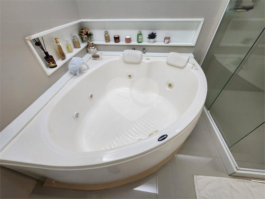 Apartamento à venda com 4 quartos, sendo 1 suíte, em Tijuca, Rio de Janeiro, RJ