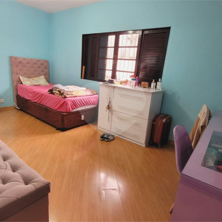 Casa à venda com 4 quartos, sendo 1 suíte, em Vila Matilde, São Paulo, SP